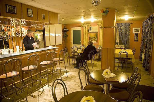 Pokoje Goscinne Akropol Poznań Esterno foto